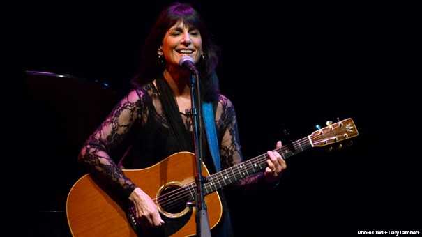 Karla Bonoff