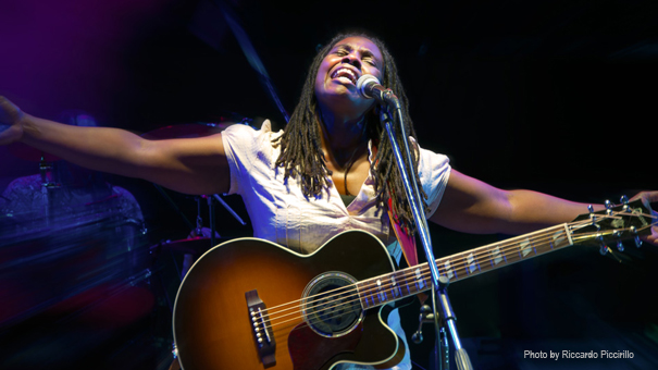 Ruthie Foster