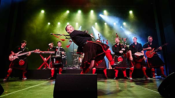 Soaked Serena Rettidig Red Hot Chilli Pipers in Hartford, CT (9/21/2023) - Infinity Music Hall