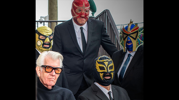 Nick Lowe & Los Straitjackets